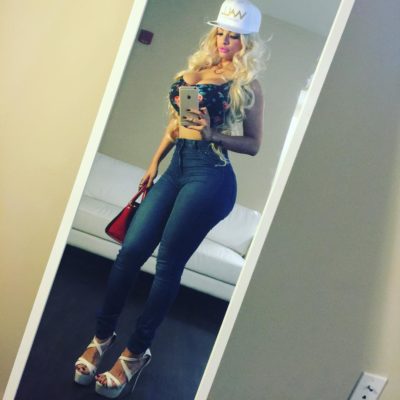 Gangsta blonde busty bimbo selfie