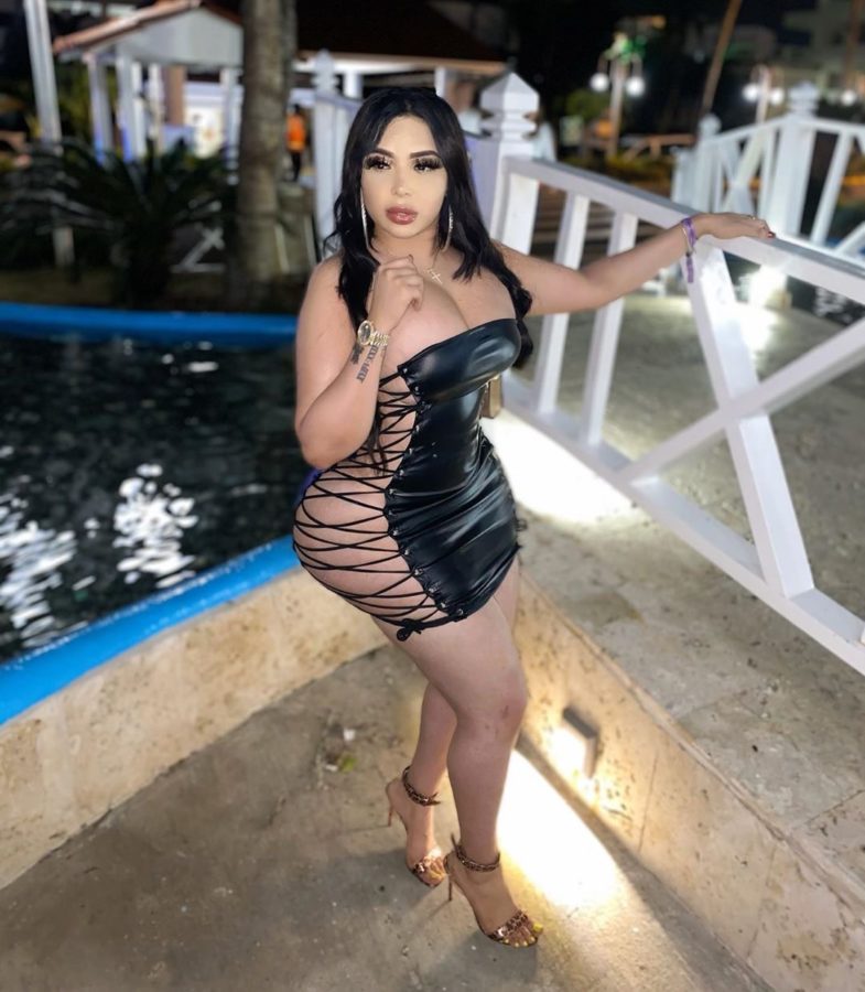 Busty big ass latina babe