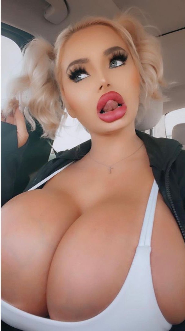 Beautiful Fake Tits Pics
