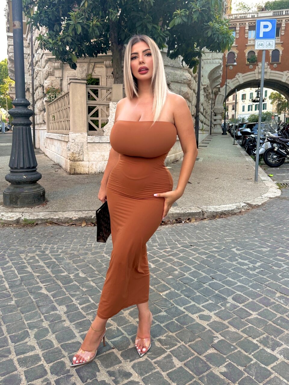 Big naturals greetings from Italy